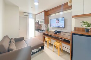 Comfort Stay 1Br With Extra Room At Bassura City Apartment