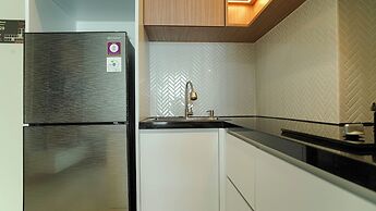 Modern Look And Comfy 2Br Apartment At M-Town Residence