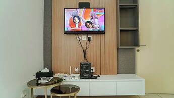 Modern Look And Comfy 2Br Apartment At M-Town Residence