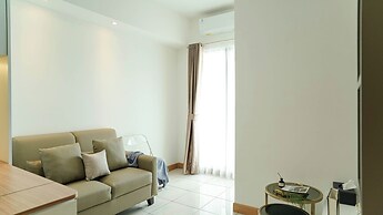 Modern Look And Comfy 2Br Apartment At M-Town Residence