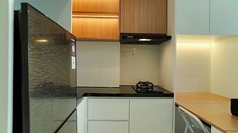 Modern Look And Comfy 2Br Apartment At M-Town Residence