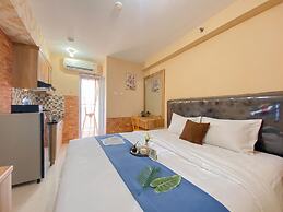 Cozy And Elegant Studio Apartment At Bassura City Near Mall