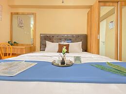 Cozy And Elegant Studio Apartment At Bassura City Near Mall