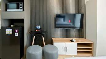 Brand New And Homey Studio At Gold Coast Apartment Pik