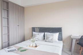 Good Choice And Comfy Studio Apartment At Gateway Park Lrt City Bekasi