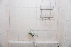 Homey And Cozy Studio Apartment Margonda Residence 2