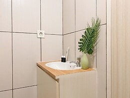 Comfort And Spacious 2Br Grand Kamala Lagoon Apartment