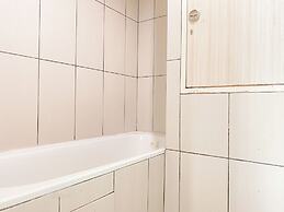 Comfort And Spacious 2Br Grand Kamala Lagoon Apartment