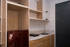 Modern And Comfy Studio At Collins Boulevard Apartment