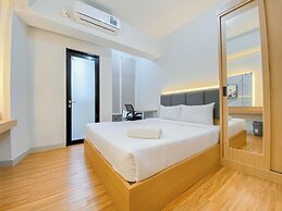 Cozy And Enjoy Living Studio At The Alton Apartment