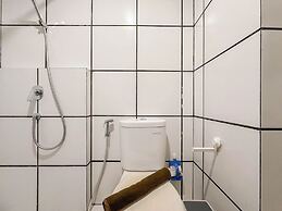 Minimalist Studio (No Kitchen) At The City Square Surabaya Apartment