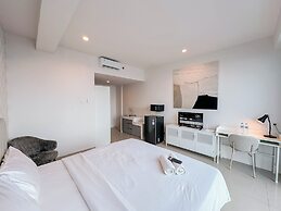 Minimalist Studio (No Kitchen) At The City Square Surabaya Apartment