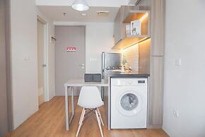 Cozy And Modern Look 1Br Apartment Vasanta Innopark By Travelio