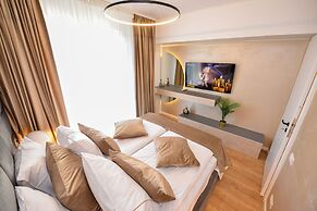 Wabi Sabi - One Bedroom - Romana Square