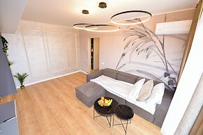 Wabi Sabi - One Bedroom - Romana Square