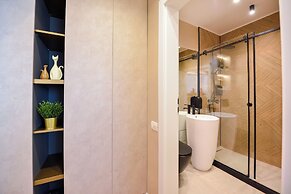 Wabi Sabi - One Bedroom - Romana Square