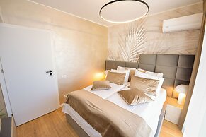 Wabi Sabi - One Bedroom - Romana Square