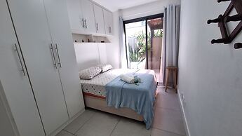 Apto moderno com miniquintal e piscina