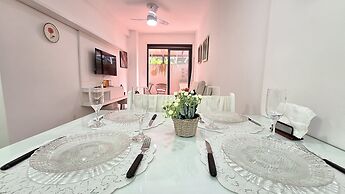 Apto moderno com miniquintal e piscina