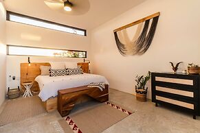 Hidden Leaf Baja Casita