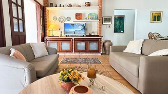 Casa Aconchegante a 100 metros da praia