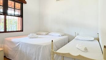 Casa Aconchegante a 100 metros da praia