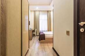 Deluxe İnn Hotel Baku