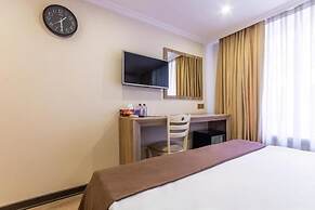 Deluxe İnn Hotel Baku