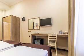 Deluxe İnn Hotel Baku