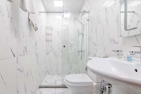 Deluxe İnn Hotel Baku