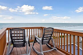 Oceanfront w Pool Panoramic Deck Views 5bdr Folly Ocean Breeze by Avan