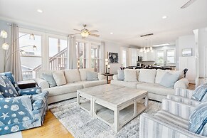 Oceanfront w Pool Panoramic Deck Views 5bdr Folly Ocean Breeze by Avan