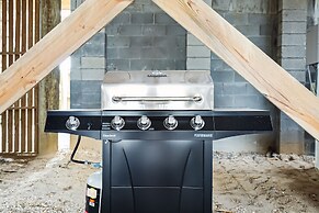 Oceanfront w Pool Panoramic Deck Views 5bdr Folly Ocean Breeze by Avan