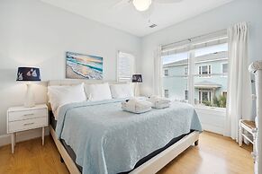 Oceanfront w Pool Panoramic Deck Views 5bdr Folly Ocean Breeze by Avan