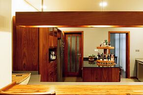 THE SCENERY RESIDENCE