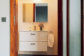 THE SCENERY RESIDENCE