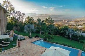 THE SCENERY RESIDENCE