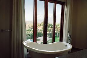 THE SCENERY RESIDENCE