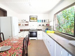 Casa de Temporada Felicidade, 38 Hóspedes, 2 Piscinas, 9 Suítes e 2 Ch