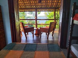 Casa de Temporada Felicidade, 38 Hóspedes, 2 Piscinas, 9 Suítes e 2 Ch