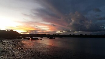 Casa de Temporada Felicidade, 38 Hóspedes, 2 Piscinas, 9 Suítes e 2 Ch