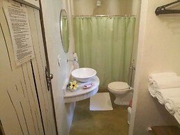 Casa de Temporada Felicidade, 38 Hóspedes, 2 Piscinas, 9 Suítes e 2 Ch