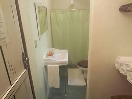 Casa de Temporada Felicidade, 38 Hóspedes, 2 Piscinas, 9 Suítes e 2 Ch