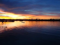 Casa de Temporada Felicidade, 38 Hóspedes, 2 Piscinas, 9 Suítes e 2 Ch