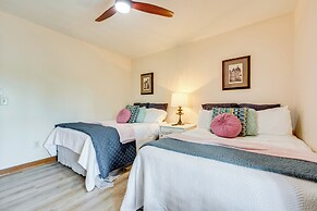 3 Mi to Marietta Square: Hot Tub Haven w/ 2 Patios