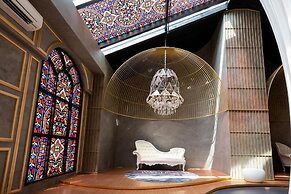 Luxury Suites Arte Mont Kiara by uBook