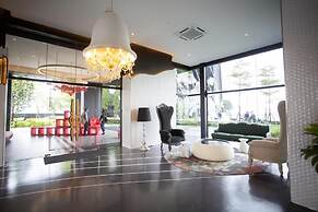 Luxury Suites Arte Mont Kiara by uBook