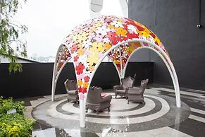 Luxury Suites Arte Mont Kiara by uBook