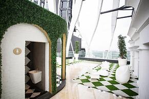 Luxury Suites Arte Mont Kiara by uBook