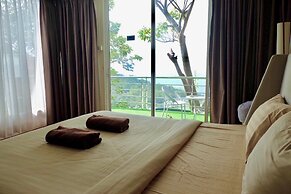 The Resort Angel Hill